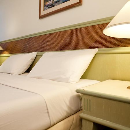Tanyong Hotel Narathiwat Esterno foto