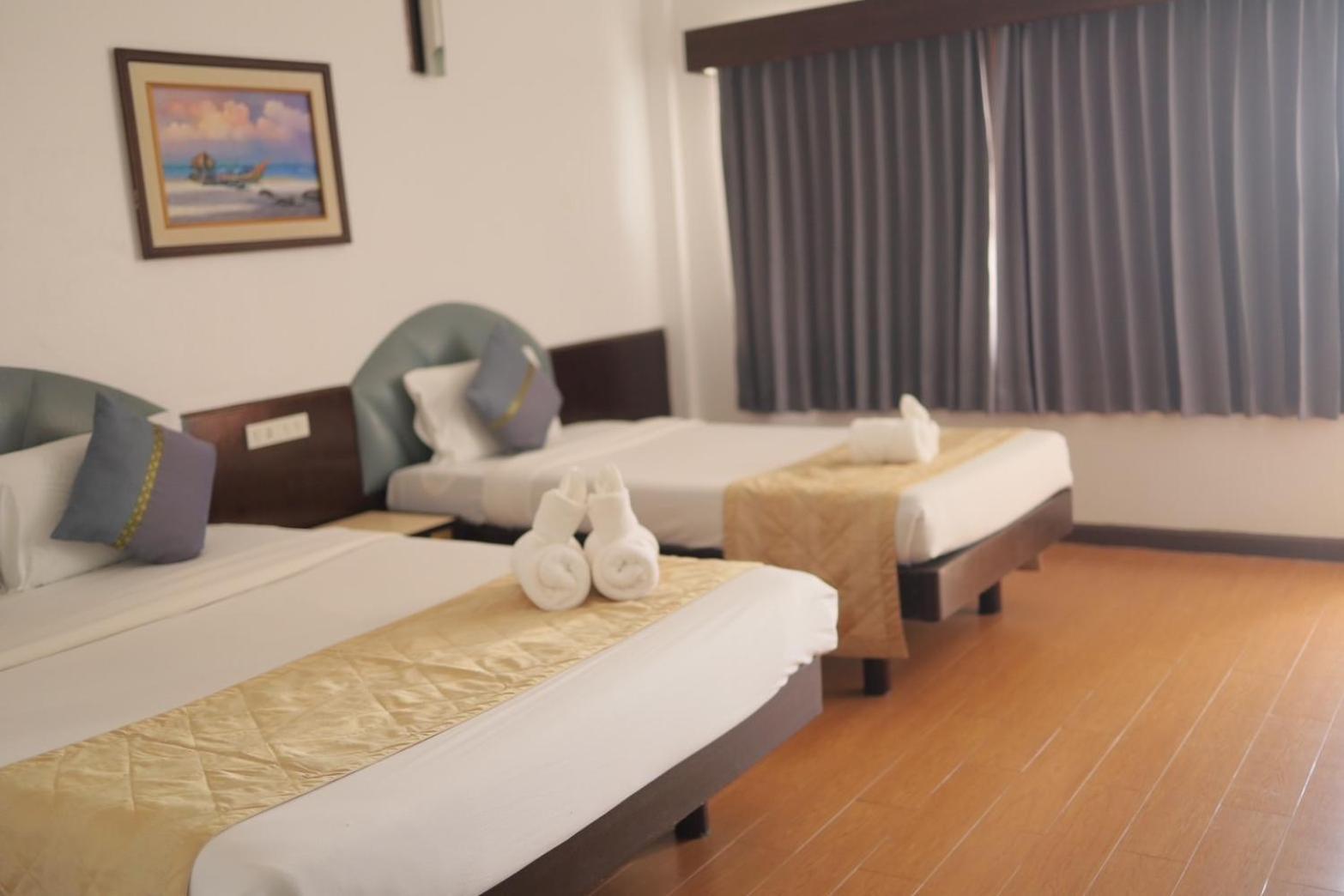 Tanyong Hotel Narathiwat Esterno foto